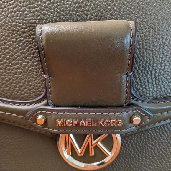 NWOT Michael Kors Jessie flap shoulder bag - Picture 5 of 11